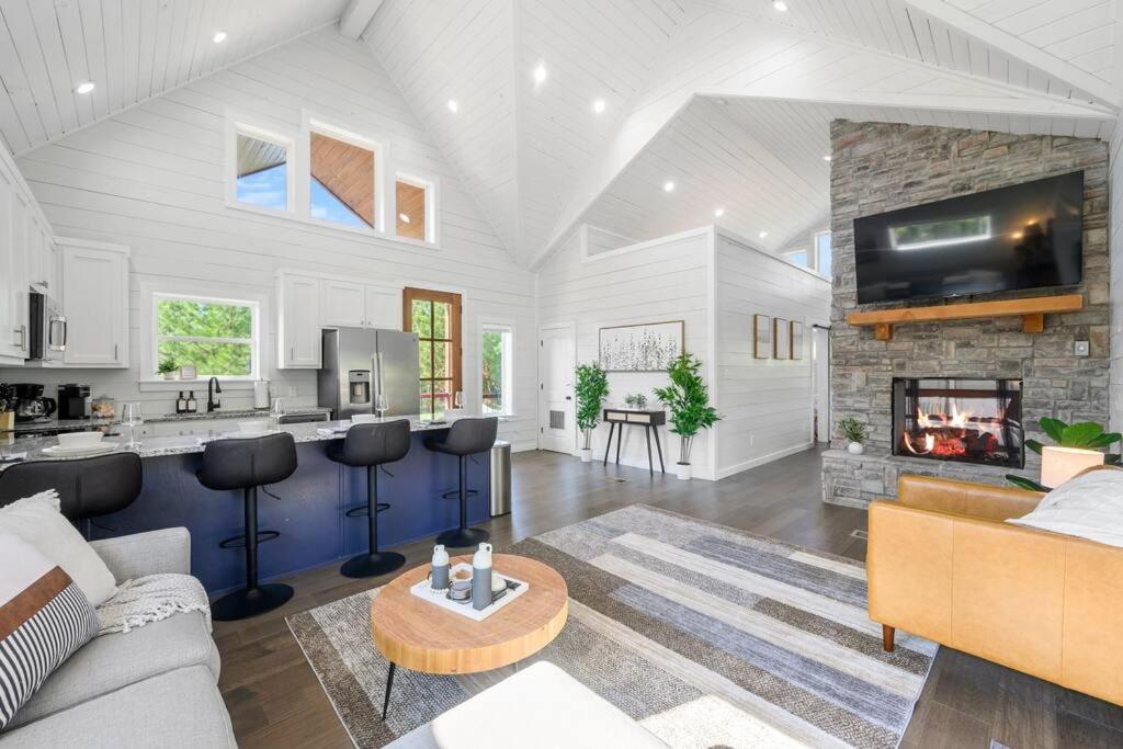 Under The Stars - Secluded, Hot Tub, Firepit, Games Villa Broken Bow Exterior photo
